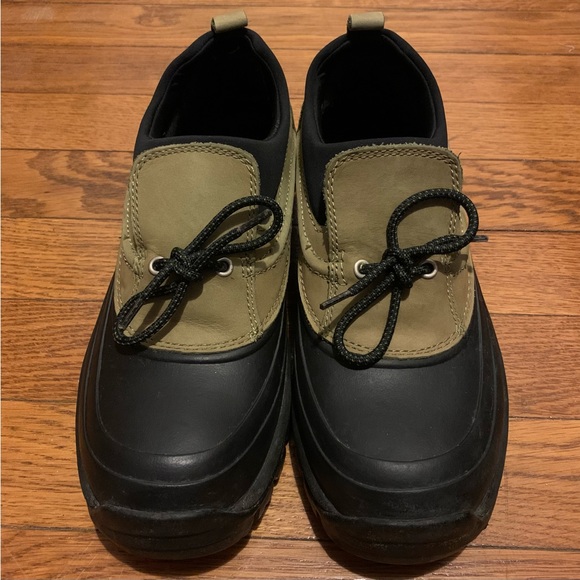 Lands’ End Winter Mocs - Picture 1 of 7